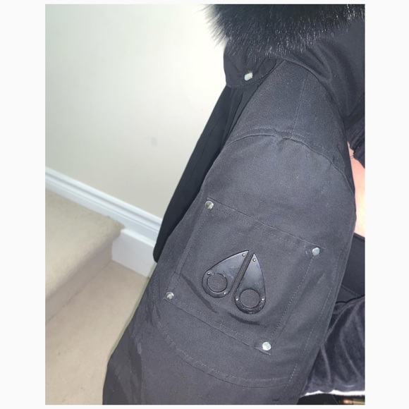 Moose Knuckle - Picture 3 of 4